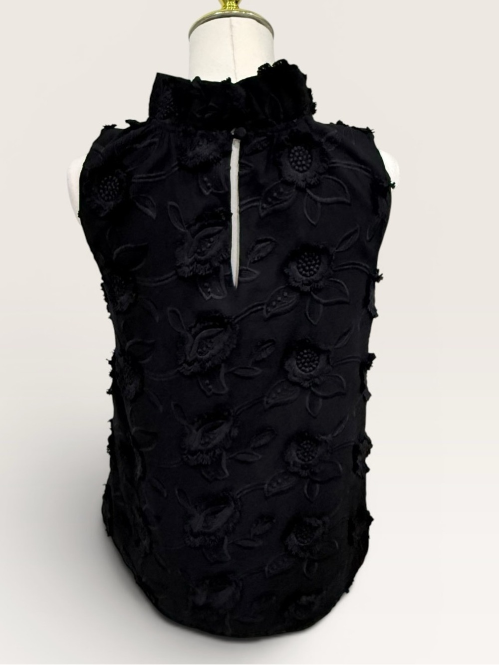 Abbey Glass Large Barbara Black Ruffle Neck Top 3D Floral Cotton NWT $145 - Picture 9 of 14